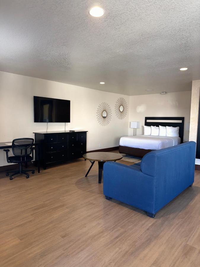 Stanford Inn & Suites Anaheim Eksteriør bilde