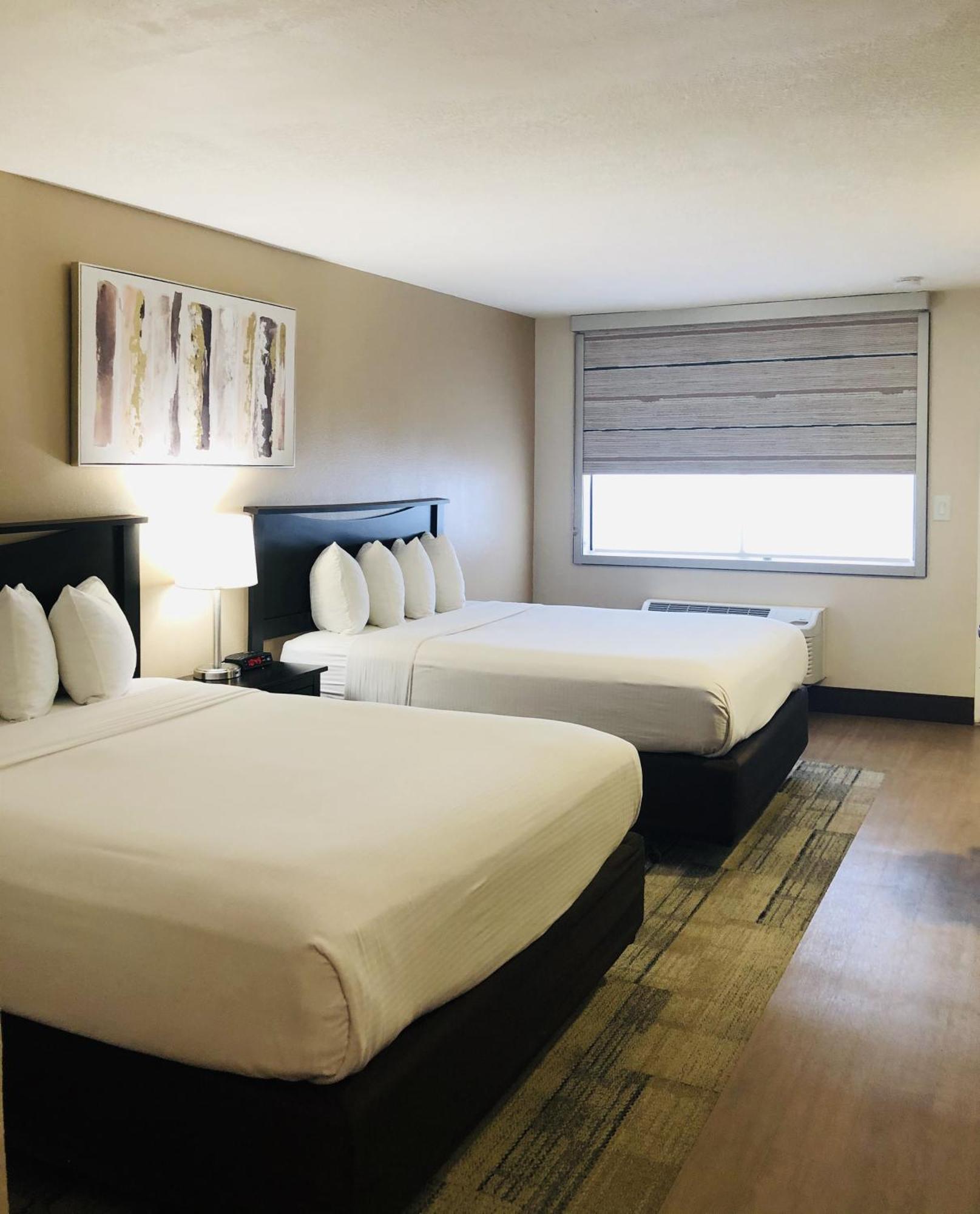 Stanford Inn & Suites Anaheim Eksteriør bilde