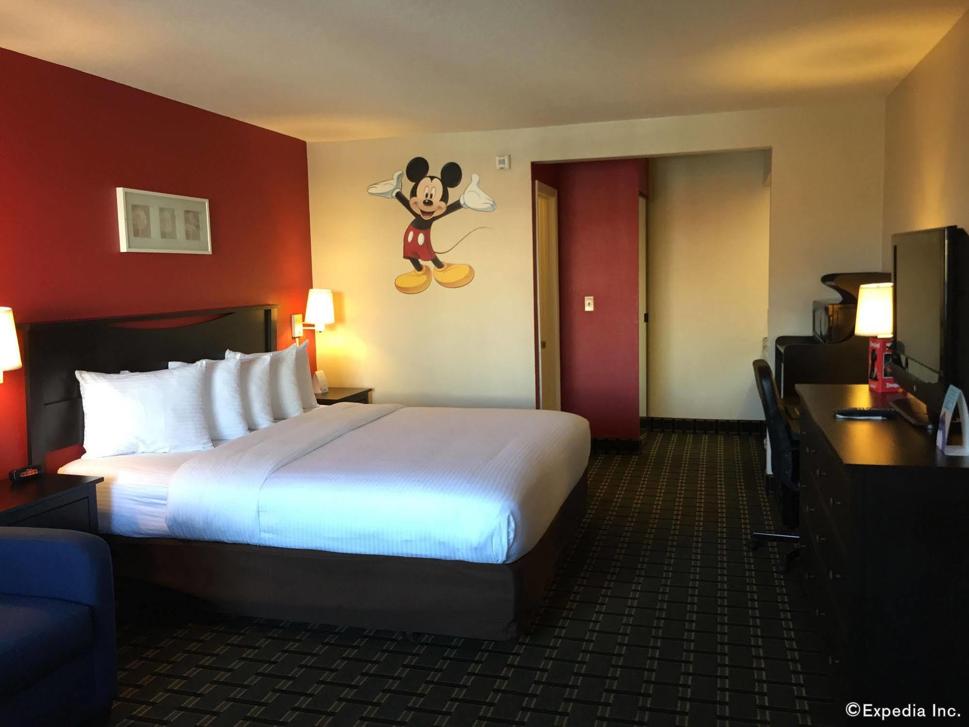 Stanford Inn & Suites Anaheim Eksteriør bilde