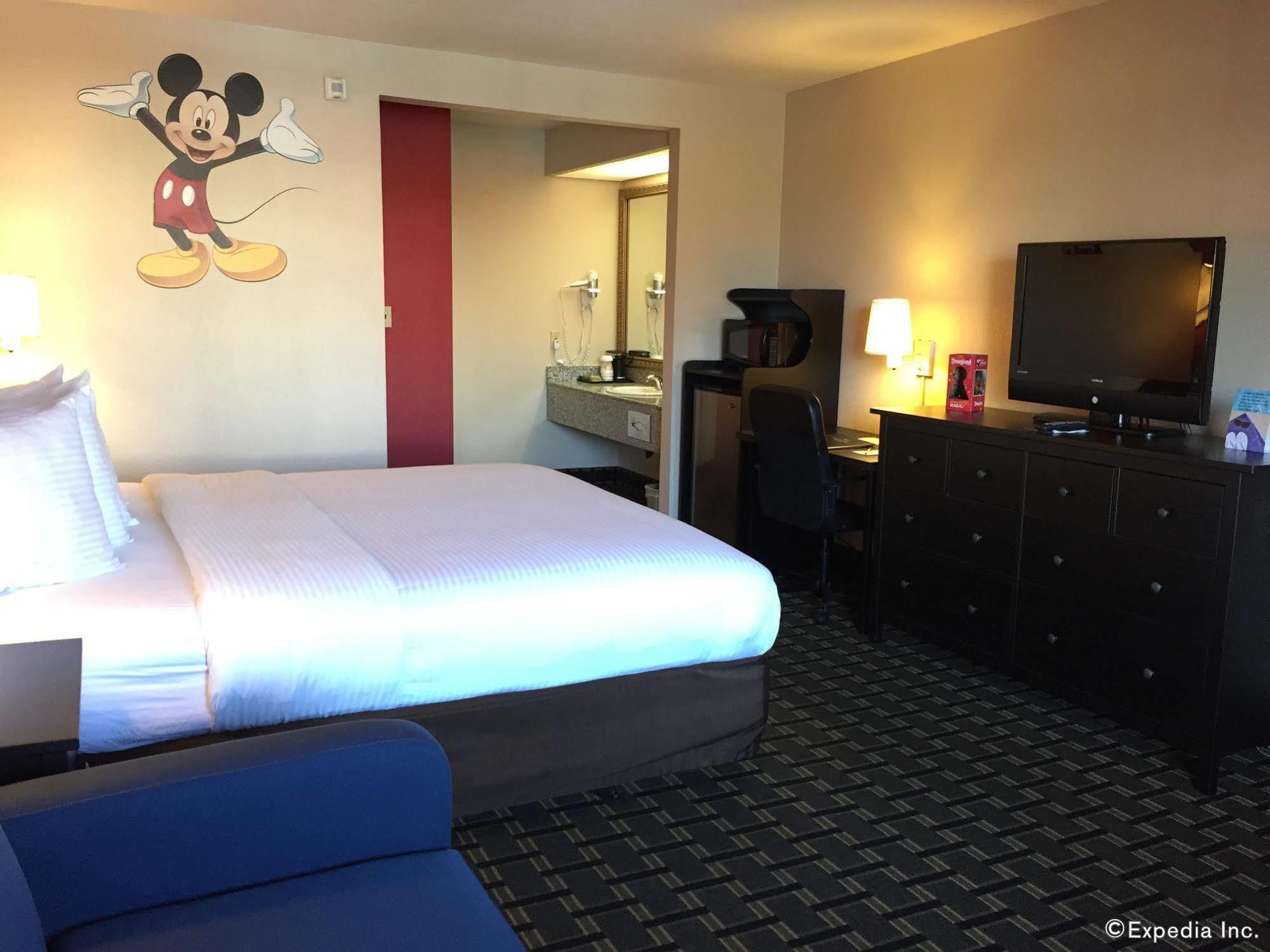 Stanford Inn & Suites Anaheim Eksteriør bilde